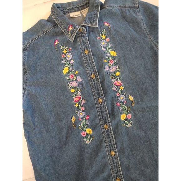 Vintage Cabin Creek button flower embroidered denim shirt - Picture 3 of 4